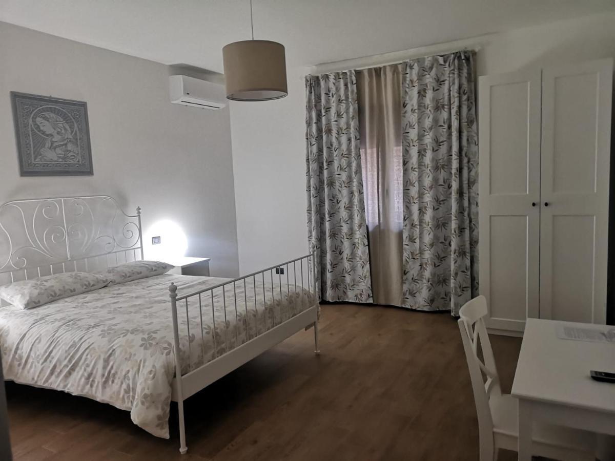 Bed And Breakfast Il Sole -Cinquefrondi Екстер'єр фото